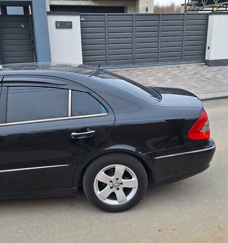 Чорний Мерседес Е-Клас, об'ємом двигуна 2.69 л та пробігом 409 тис. км за 6400 $, фото 3 на Automoto.ua