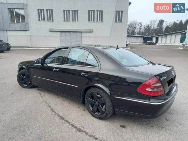Чорний Мерседес Е-Клас, об'ємом двигуна 2.7 л та пробігом 318 тис. км за 6350 $, фото 4 на Automoto.ua