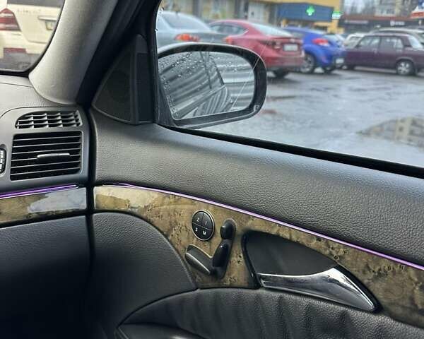 Черный Мерседес Е-Класс, объемом двигателя 3.2 л и пробегом 390 тыс. км за 6100 $, фото 17 на Automoto.ua