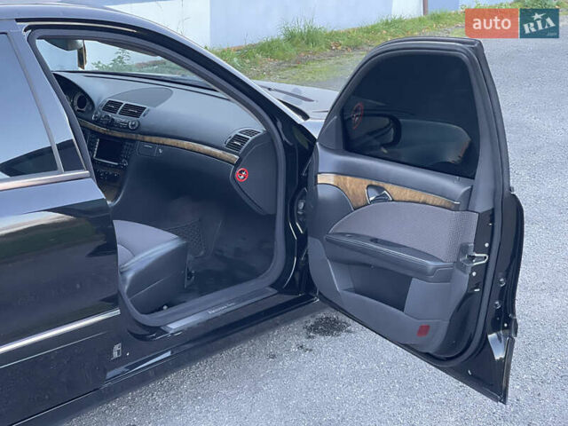 Мерседес Е-Клас 2004 у Вінниці на Automoto.ua Чорний Мерседес Е-Клас, об'ємом двигуна 3.2 л та пробігом 335 тис. км за 8500 $, фото 14 на Automoto.ua