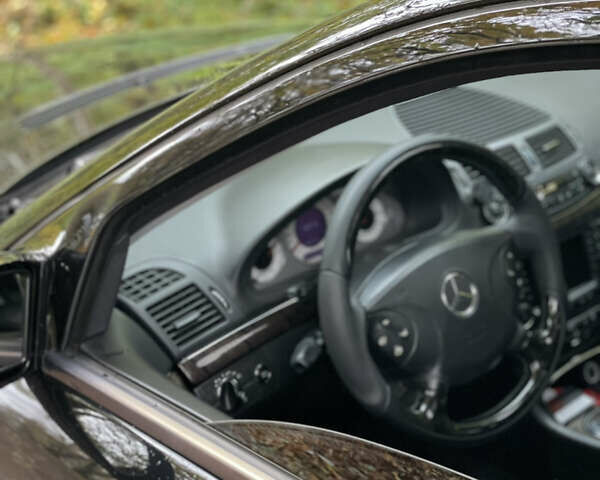 Чорний Мерседес Е-Клас, об'ємом двигуна 5 л та пробігом 202 тис. км за 15000 $, фото 23 на Automoto.ua