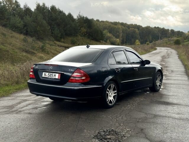 Мерседес Е-Клас 2004 у Рівному на Automoto.ua Чорний Мерседес Е-Клас, об'ємом двигуна 2.7 л та пробігом 340 тис. км за 3200 $, фото 1 на Automoto.ua