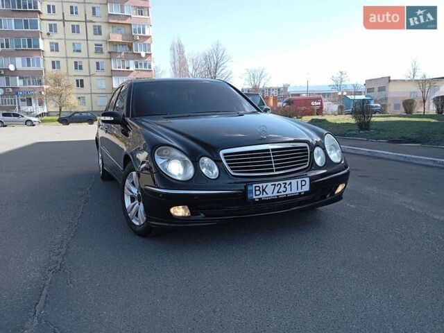 Чорний Мерседес Е-Клас, об'ємом двигуна 2.2 л та пробігом 372 тис. км за 6500 $, фото 1 на Automoto.ua