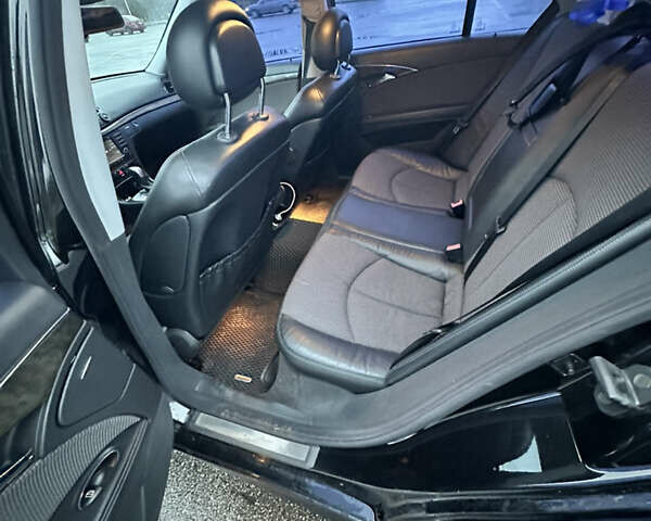 Черный Мерседес Е-Класс, объемом двигателя 2.7 л и пробегом 349 тыс. км за 5500 $, фото 11 на Automoto.ua