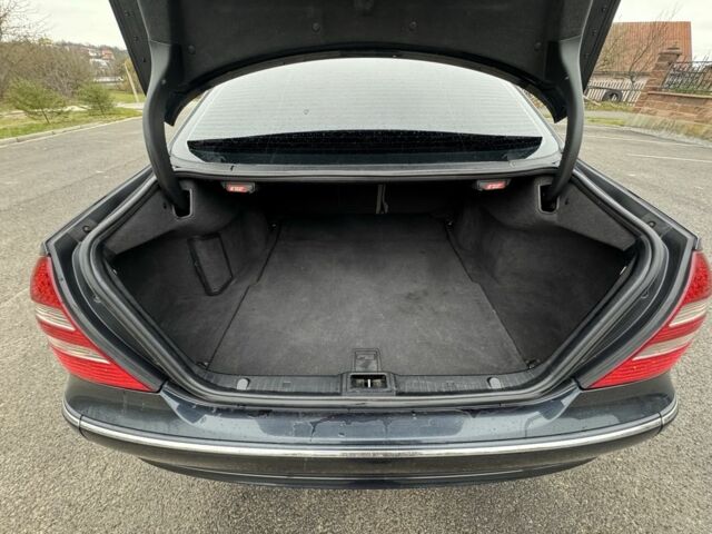 Чорний Мерседес Е-Клас, об'ємом двигуна 2.7 л та пробігом 340 тис. км за 3250 $, фото 19 на Automoto.ua