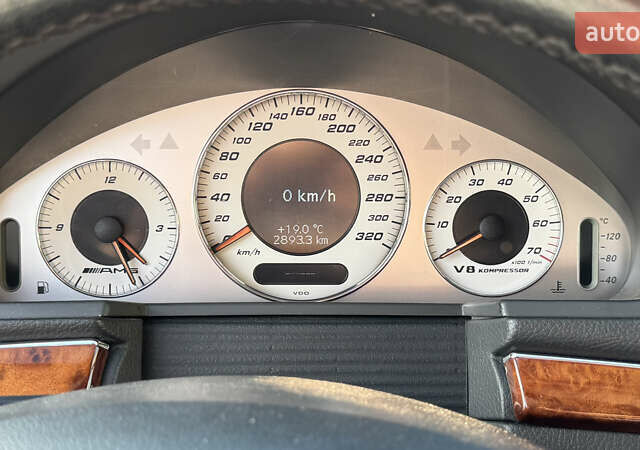 Черный Мерседес Е-Класс, объемом двигателя 5 л и пробегом 238 тыс. км за 12000 $, фото 31 на Automoto.ua