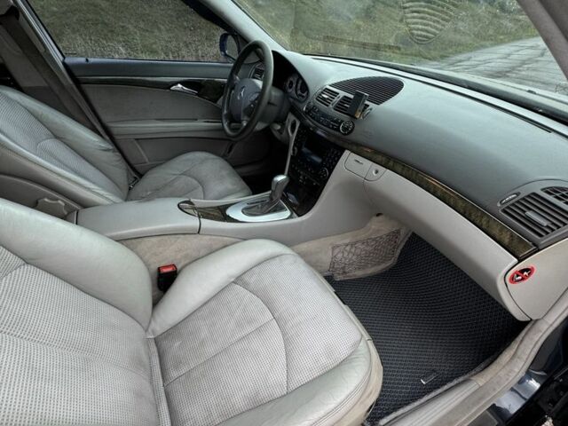 Мерседес Е-Клас 2004 у Рівному на Automoto.ua Чорний Мерседес Е-Клас, об'ємом двигуна 2.7 л та пробігом 340 тис. км за 3200 $, фото 12 на Automoto.ua
