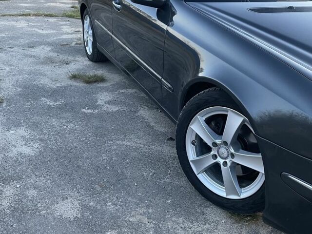 Чорний Мерседес Е-Клас, об'ємом двигуна 2.2 л та пробігом 400 тис. км за 7600 $, фото 2 на Automoto.ua