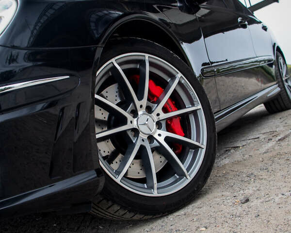 Чорний Мерседес Е-Клас, об'ємом двигуна 5 л та пробігом 202 тис. км за 15000 $, фото 29 на Automoto.ua