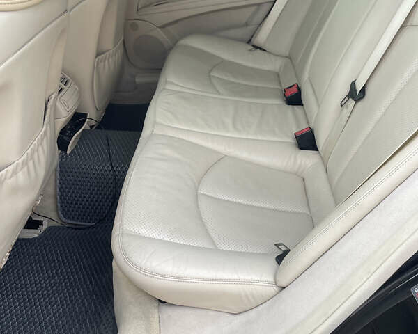 Чорний Мерседес Е-Клас, об'ємом двигуна 2.69 л та пробігом 270 тис. км за 7800 $, фото 26 на Automoto.ua