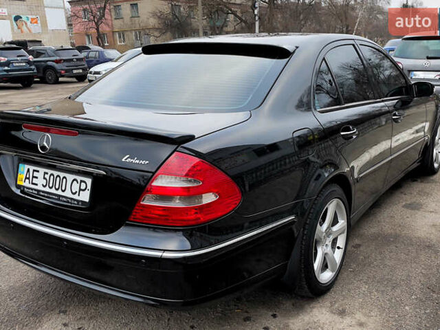 Черный Мерседес Е-Класс, объемом двигателя 2 л и пробегом 390 тыс. км за 7000 $, фото 13 на Automoto.ua