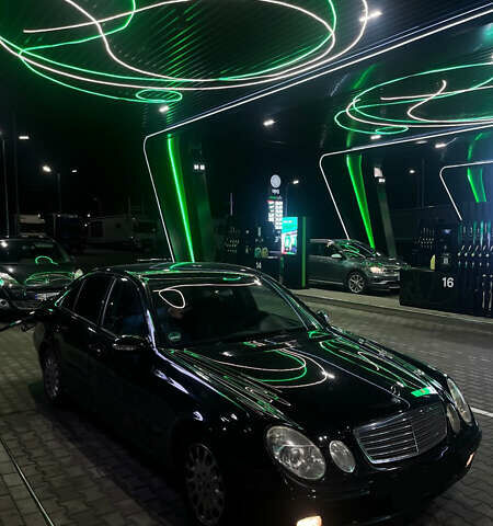 Чорний Мерседес Е-Клас, об'ємом двигуна 1.8 л та пробігом 268 тис. км за 7500 $, фото 1 на Automoto.ua