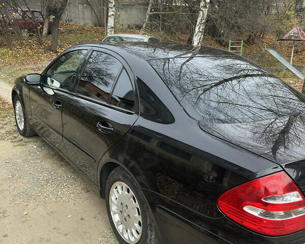 Черный Мерседес Е-Класс, объемом двигателя 1.8 л и пробегом 267 тыс. км за 6950 $, фото 17 на Automoto.ua