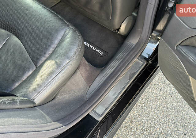 Черный Мерседес Е-Класс, объемом двигателя 5 л и пробегом 238 тыс. км за 12000 $, фото 17 на Automoto.ua