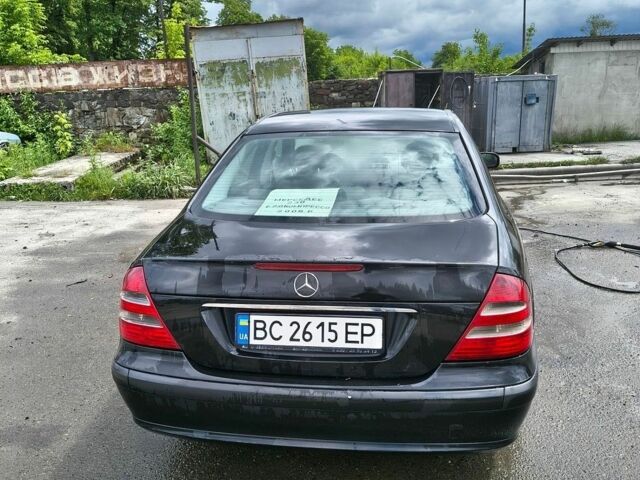 Черный Мерседес Е-Класс, объемом двигателя 1.8 л и пробегом 450 тыс. км за 3500 $, фото 2 на Automoto.ua