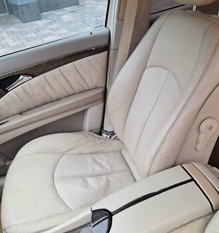 Чорний Мерседес Е-Клас, об'ємом двигуна 2.69 л та пробігом 409 тис. км за 6400 $, фото 15 на Automoto.ua