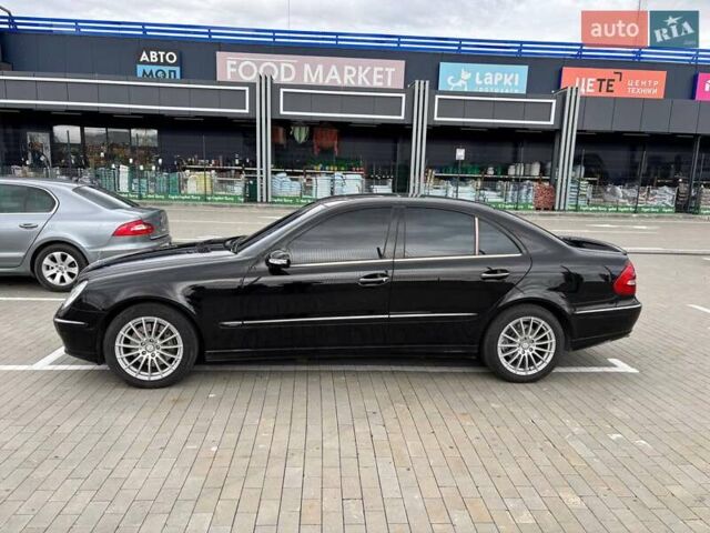 Черный Мерседес Е-Класс, объемом двигателя 4.97 л и пробегом 357 тыс. км за 10500 $, фото 1 на Automoto.ua