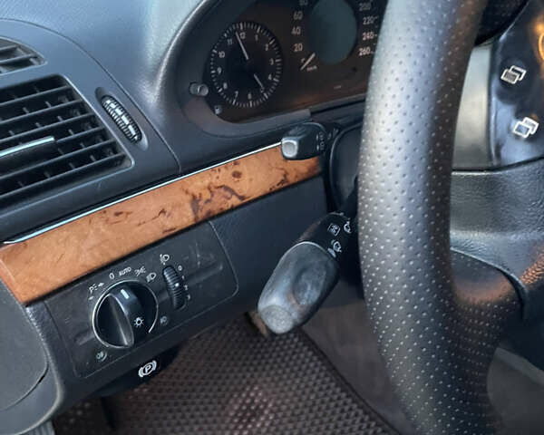 Чорний Мерседес Е-Клас, об'ємом двигуна 2.15 л та пробігом 400 тис. км за 7600 $, фото 19 на Automoto.ua