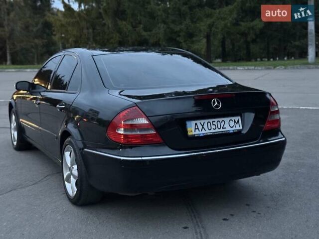 Мерседес Е-Клас 2005 у Рівному на Automoto.ua Чорний Мерседес Е-Клас, об'ємом двигуна 1.8 л та пробігом 255 тис. км за 5800 $, фото 29 на Automoto.ua