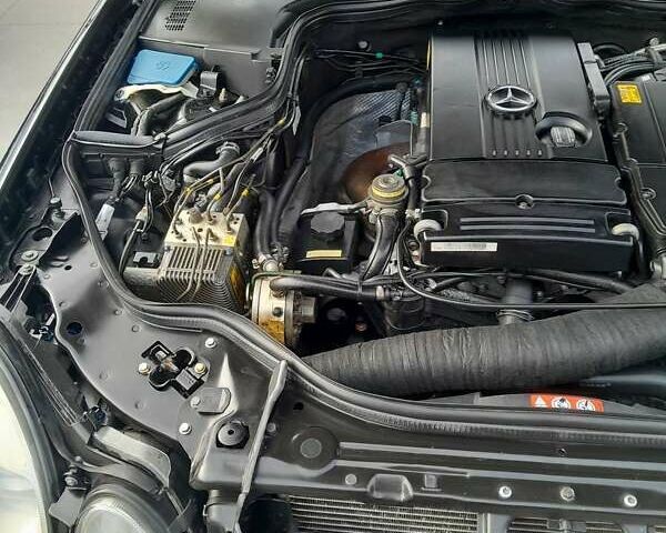 Черный Мерседес Е-Класс, объемом двигателя 1.8 л и пробегом 324 тыс. км за 6300 $, фото 6 на Automoto.ua