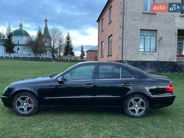 Черный Мерседес Е-Класс, объемом двигателя 2.69 л и пробегом 253 тыс. км за 6400 $, фото 2 на Automoto.ua