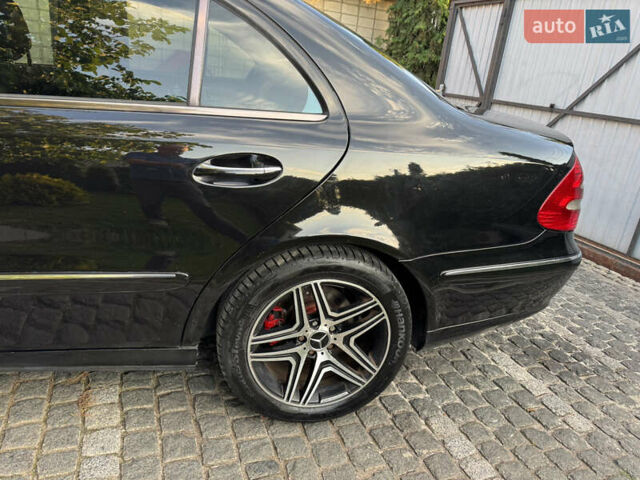 Черный Мерседес Е-Класс, объемом двигателя 2.2 л и пробегом 280 тыс. км за 7700 $, фото 9 на Automoto.ua