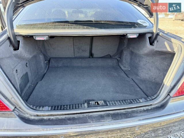 Черный Мерседес Е-Класс, объемом двигателя 2.6 л и пробегом 197 тыс. км за 6999 $, фото 31 на Automoto.ua