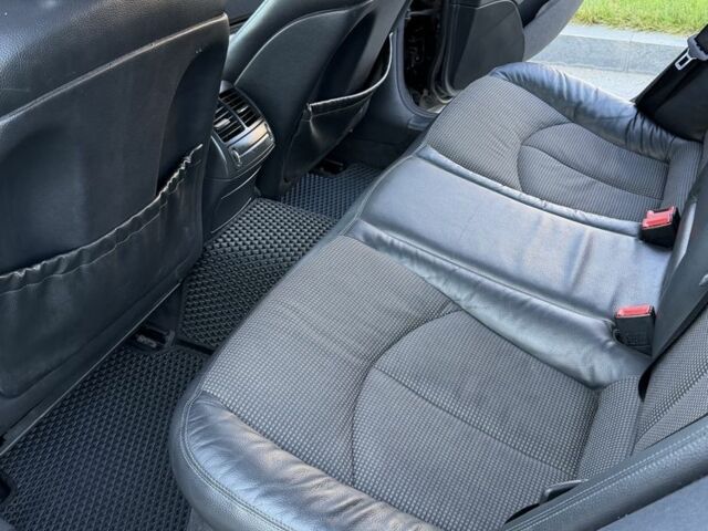 Чорний Мерседес Е-Клас, об'ємом двигуна 2 л та пробігом 200 тис. км за 6400 $, фото 10 на Automoto.ua