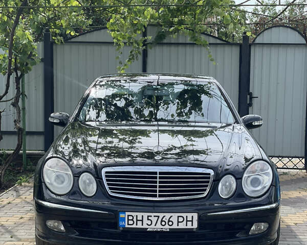 Черный Мерседес Е-Класс, объемом двигателя 2.99 л и пробегом 340 тыс. км за 11500 $, фото 16 на Automoto.ua