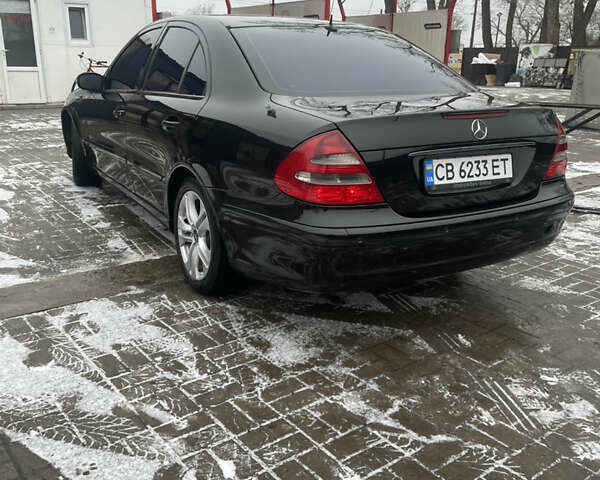 Черный Мерседес Е-Класс, объемом двигателя 1.8 л и пробегом 396 тыс. км за 5999 $, фото 7 на Automoto.ua