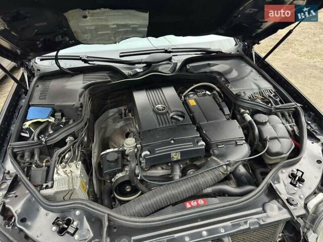 Черный Мерседес Е-Класс, объемом двигателя 1.8 л и пробегом 220 тыс. км за 8650 $, фото 11 на Automoto.ua