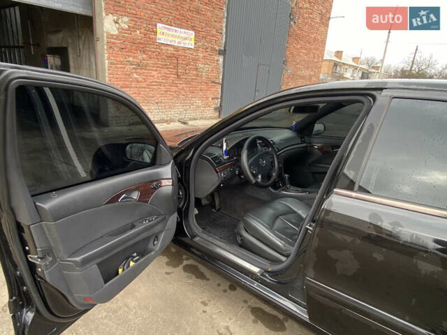 Чорний Мерседес Е-Клас, об'ємом двигуна 1.8 л та пробігом 301 тис. км за 7300 $, фото 14 на Automoto.ua