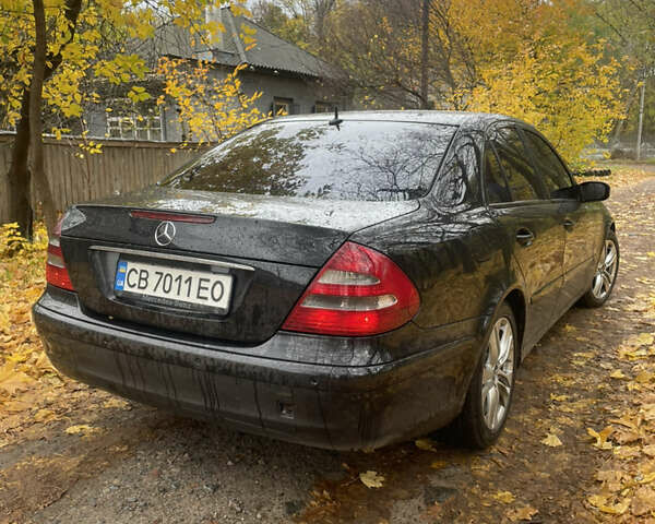 Мерседес Е-Клас 2005 у Прилуках на Automoto.ua Чорний Мерседес Е-Клас, об'ємом двигуна 1.8 л та пробігом 395 тис. км за 6499 $, фото 3 на Automoto.ua