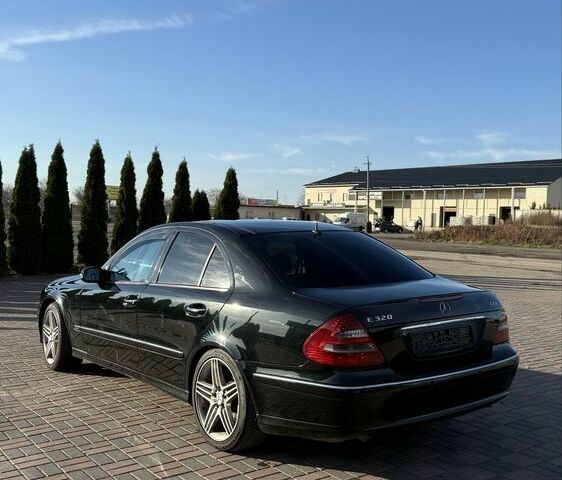 Чорний Мерседес Е-Клас, об'ємом двигуна 3.2 л та пробігом 340 тис. км за 4100 $, фото 5 на Automoto.ua