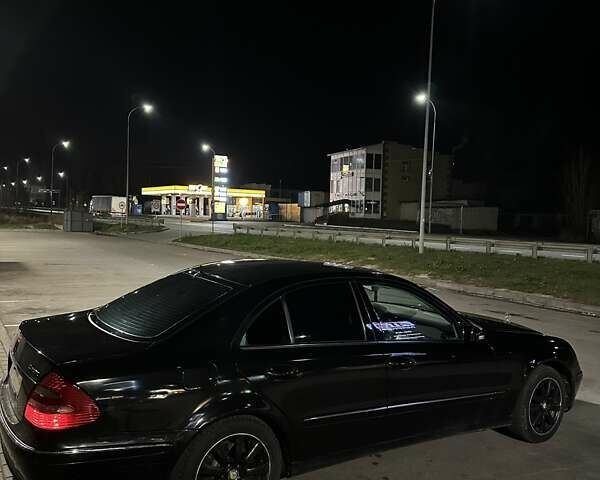 Черный Мерседес Е-Класс, объемом двигателя 3.5 л и пробегом 300 тыс. км за 6500 $, фото 8 на Automoto.ua