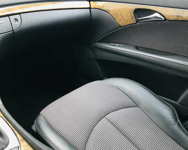 Чорний Мерседес Е-Клас, об'ємом двигуна 2.99 л та пробігом 392 тис. км за 7900 $, фото 21 на Automoto.ua