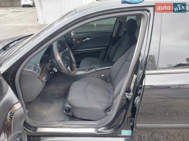 Чорний Мерседес Е-Клас, об'ємом двигуна 1.8 л та пробігом 266 тис. км за 5300 $, фото 14 на Automoto.ua