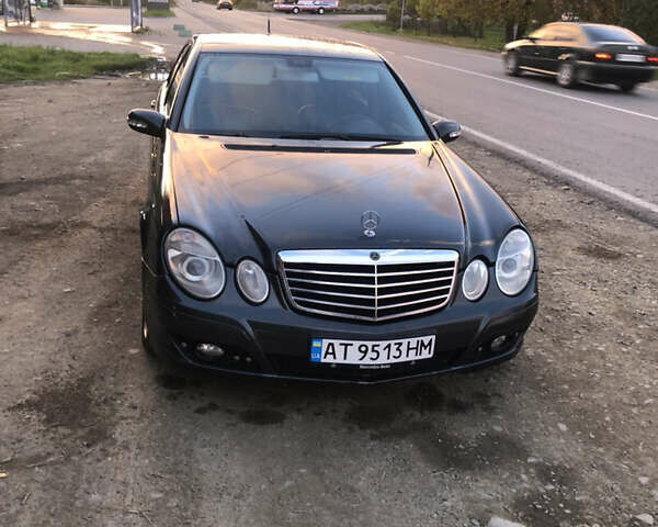 Мерседес Е-Класс 2005 в Косове на Automoto.ua Черный Мерседес Е-Класс, объемом двигателя 2.15 л и пробегом 325 тыс. км за 5500 $, фото 6 на Automoto.ua
