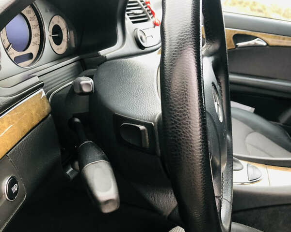 Чорний Мерседес Е-Клас, об'ємом двигуна 2.99 л та пробігом 392 тис. км за 7900 $, фото 19 на Automoto.ua