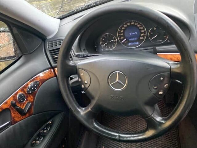 Черный Мерседес Е-Класс, объемом двигателя 3 л и пробегом 273 тыс. км за 9800 $, фото 7 на Automoto.ua