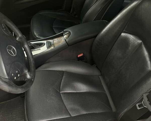 Черный Мерседес Е-Класс, объемом двигателя 3.5 л и пробегом 515 тыс. км за 10550 $, фото 8 на Automoto.ua