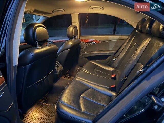 Мерседес Е-Клас 2005 у Рівному на Automoto.ua Чорний Мерседес Е-Клас, об'ємом двигуна 1.8 л та пробігом 255 тис. км за 5800 $, фото 46 на Automoto.ua