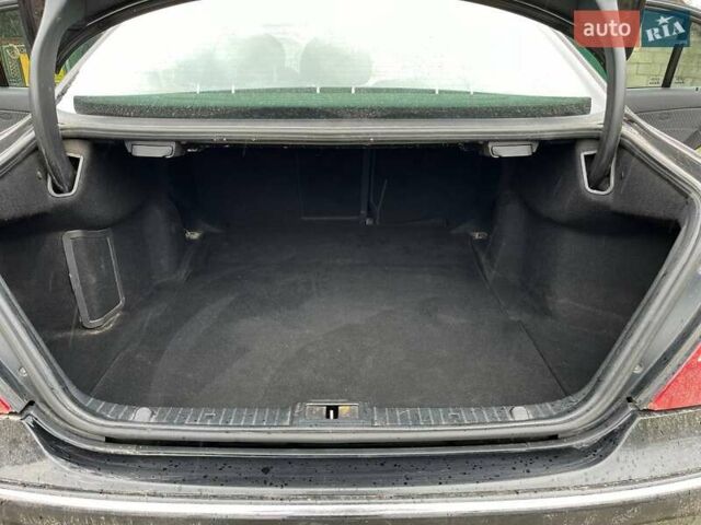 Черный Мерседес Е-Класс, объемом двигателя 2.69 л и пробегом 253 тыс. км за 6400 $, фото 11 на Automoto.ua