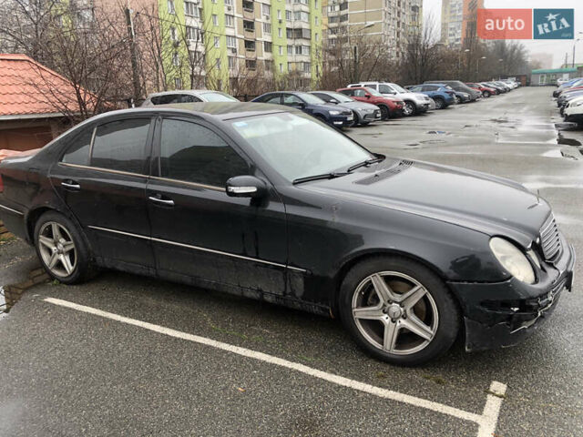 Черный Мерседес Е-Класс, объемом двигателя 3.2 л и пробегом 400 тыс. км за 4000 $, фото 2 на Automoto.ua