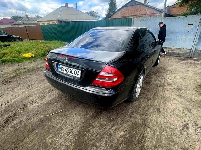 Черный Мерседес Е-Класс, объемом двигателя 1.8 л и пробегом 200 тыс. км за 8200 $, фото 2 на Automoto.ua
