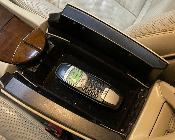 Черный Мерседес Е-Класс, объемом двигателя 3.2 л и пробегом 344 тыс. км за 8500 $, фото 22 на Automoto.ua