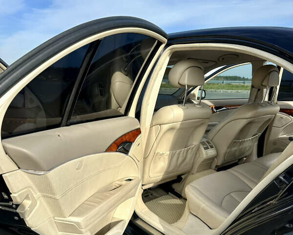 Мерседес Е-Клас 2005 у Ковель на Automoto.ua Чорний Мерседес Е-Клас, об'ємом двигуна 3.2 л та пробігом 237 тис. км за 6000 $, фото 9 на Automoto.ua