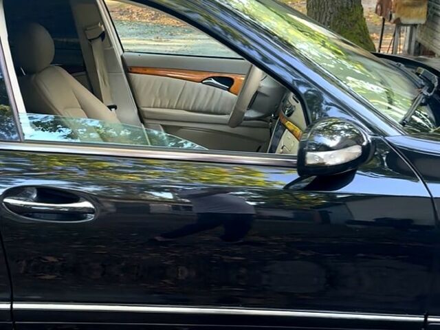 Черный Мерседес Е-Класс, объемом двигателя 3.5 л и пробегом 355 тыс. км за 5700 $, фото 8 на Automoto.ua