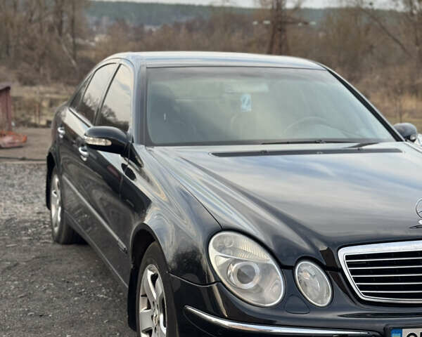 Черный Мерседес Е-Класс, объемом двигателя 1.8 л и пробегом 272 тыс. км за 6900 $, фото 5 на Automoto.ua