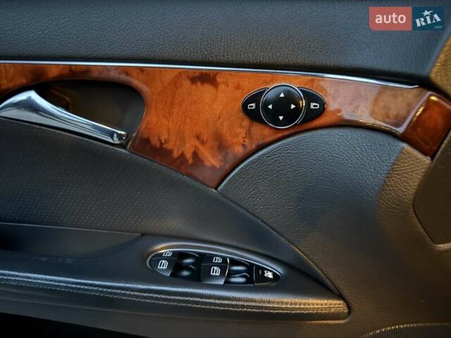 Мерседес Е-Клас 2005 у Рівному на Automoto.ua Чорний Мерседес Е-Клас, об'ємом двигуна 1.8 л та пробігом 255 тис. км за 5800 $, фото 61 на Automoto.ua